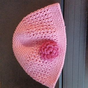 4/$20 Knit pink hat for girls Size 6-8